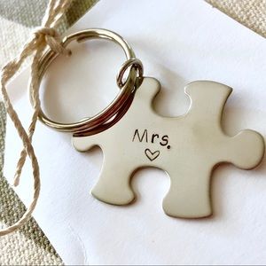 💖 Mrs. Puzzle Piece Key Chain 💖